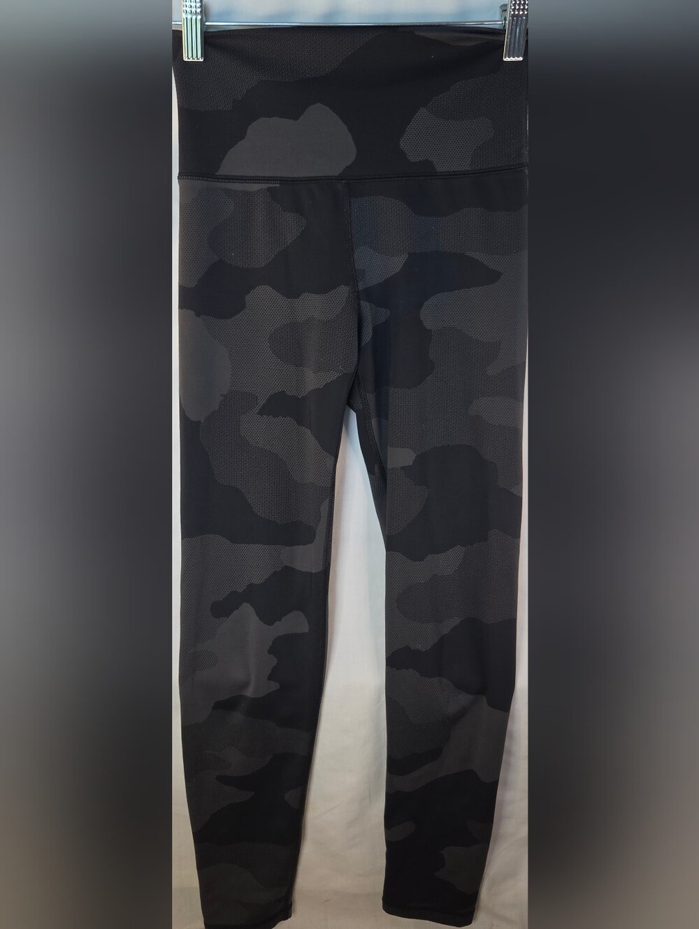 Offline By Aerie Real Me 7/8 Hi Rise Leggings Camo Print Ultra Comfortable Soft
